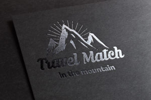 Travel Match mountain ロゴ